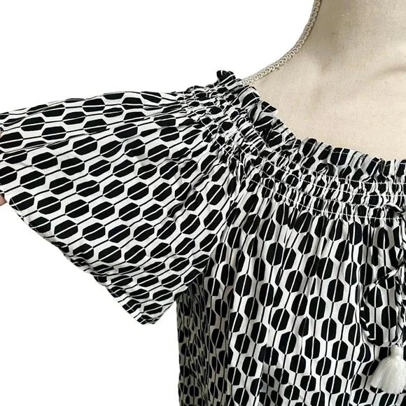 Kate Spade Off Shoulder Tassel Top Black White Abstract Print XXS Rayon - Picture 8 of 16